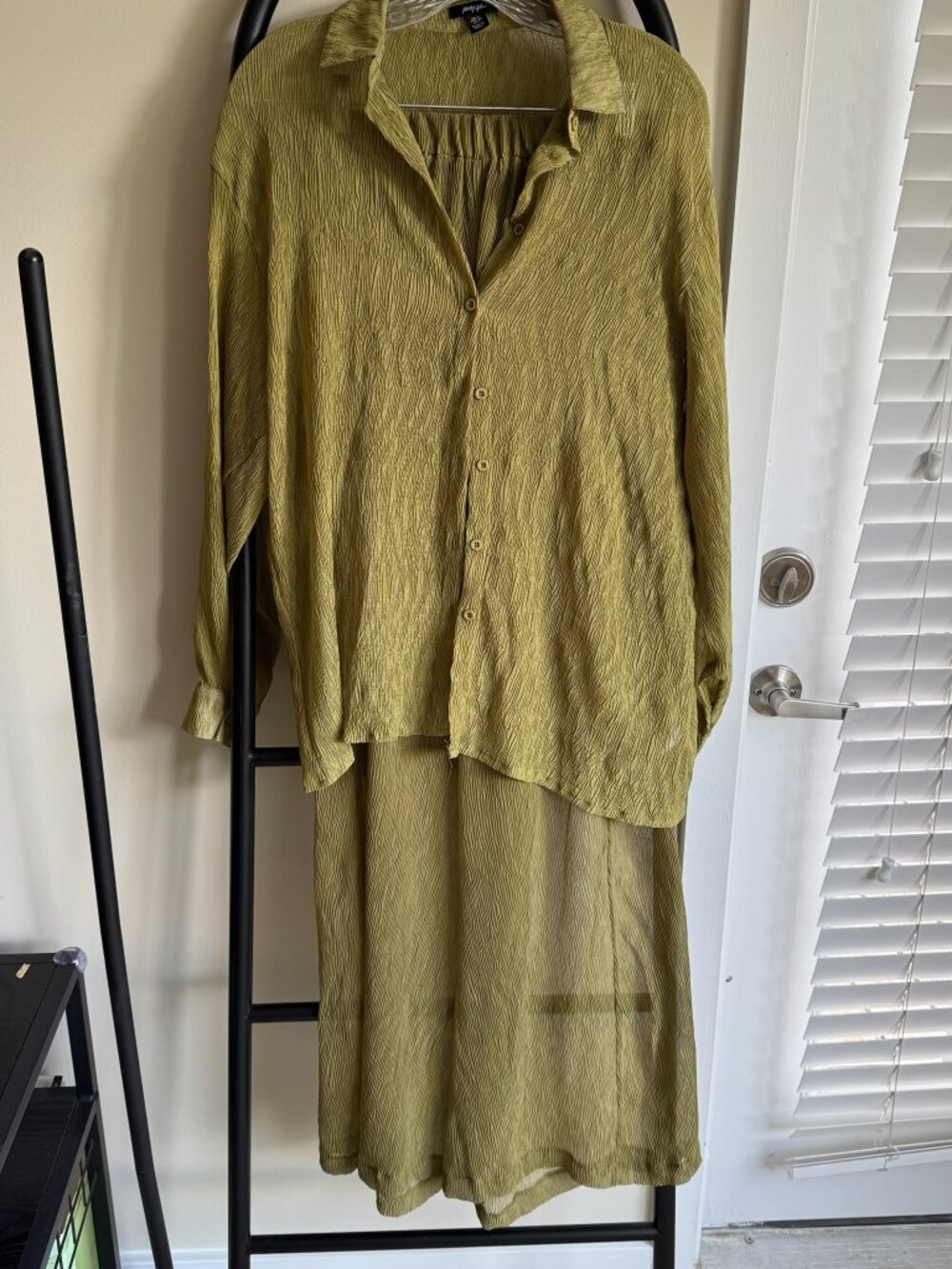 Nasty Gal Sheer Olive Plisse Beach Cover-Up Set Size 4